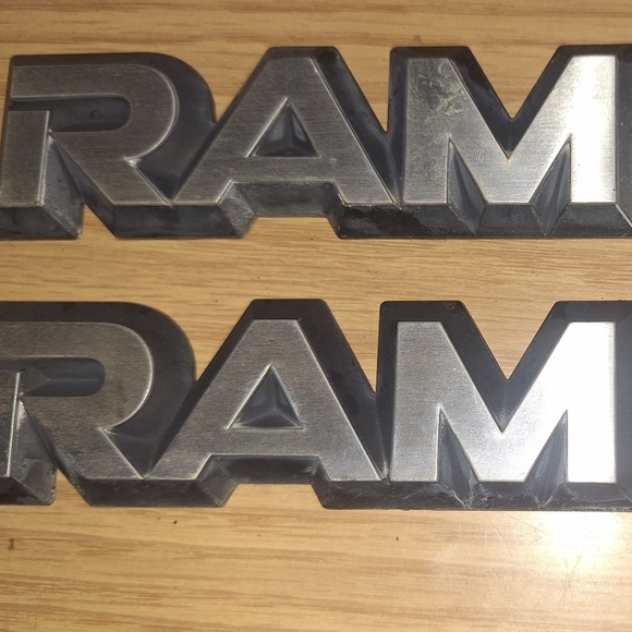 RAM 50 80's Dodge Front Fender Emblems - Picture 2 of 5